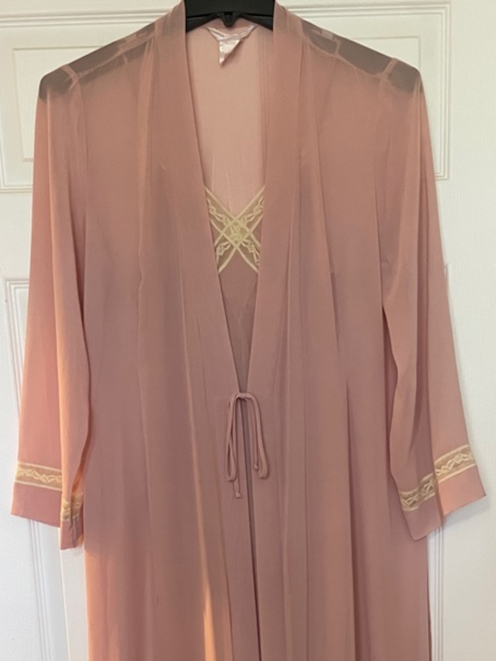 Gilligan & O'Malley Dusty Rose Sheer Robe with Cream Lace Trim and gown set